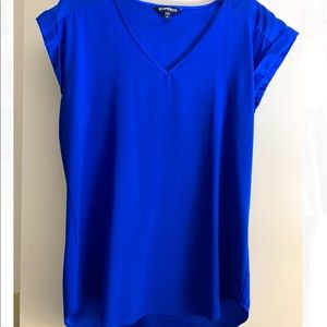 silky v-neck gramercy tee blue